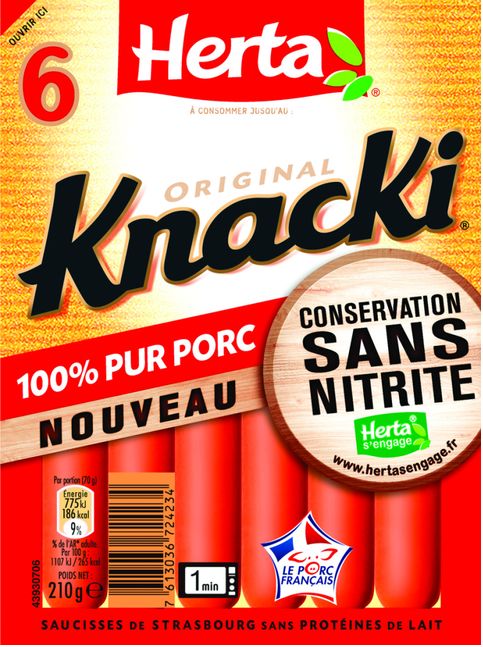 Sans nitrites : sur un segment de la charcuterie sans nitrites qui a cr&ucirc; de 188% en valeur en un an, Herta n&rsquo;h&eacute;site pas &agrave; d&eacute;cliner sa gamme lanc&eacute;e en 2017 avec un jambon, apr&egrave;s cinq ans de R&D. Derni&egrave;res arriv&eacute;es?: ces saucisses de Strasbourg.