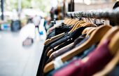 L’achat de vêtements en gros : une tendance en plein essor en France