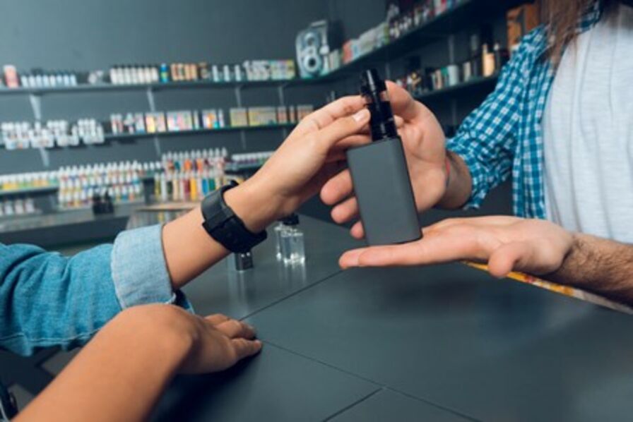 elfbar nachfüll pod läuft aus Boutique ecigarette Paris 15 – Votre boutique de vape du 15ème main image 0