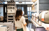 LES TROIS GRANDS DILEMMES DU RETAIL : LA CONFORMITÉ, LE SOURCING ET LA GESTION DES PRODUITS