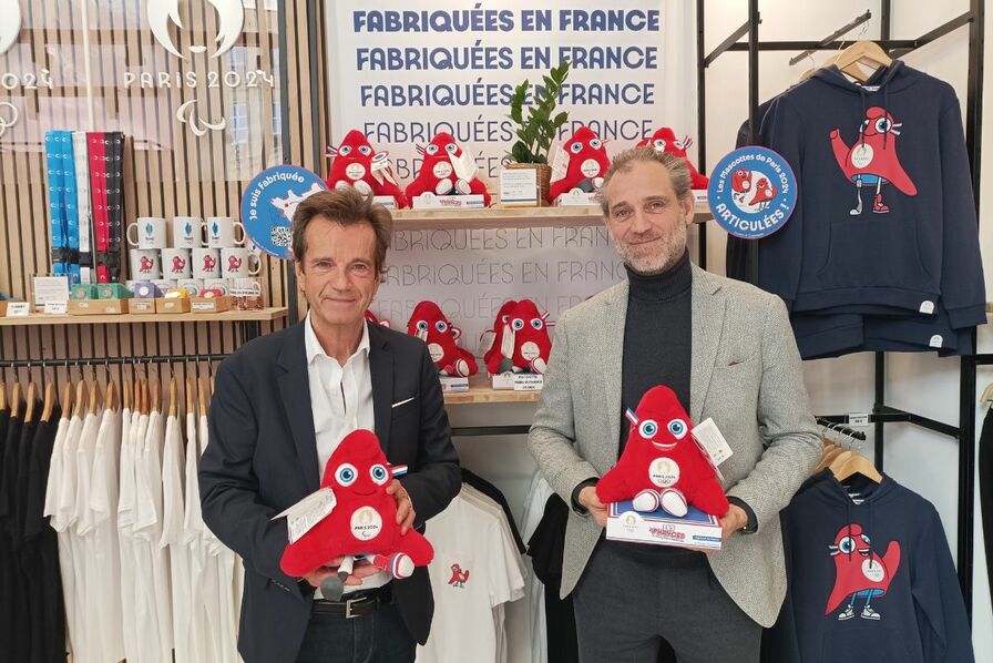 VIDEO. La chronique Paris 2024 : les mascottes Phryges - Tout le sport